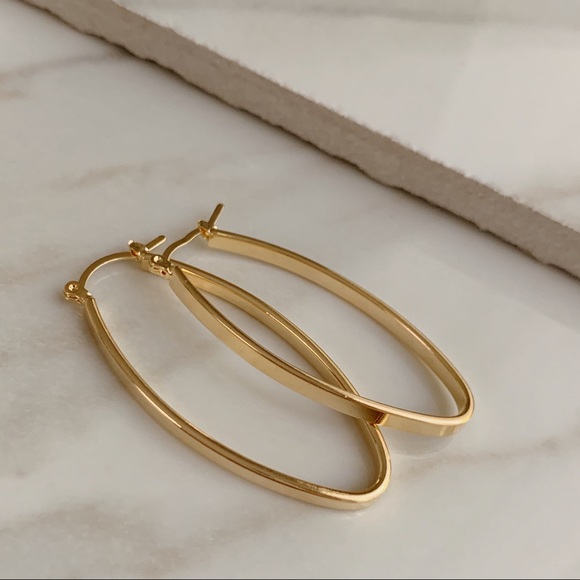 Flat Oval Hoops | 18k Gold Filled - Picture 3 of 7
